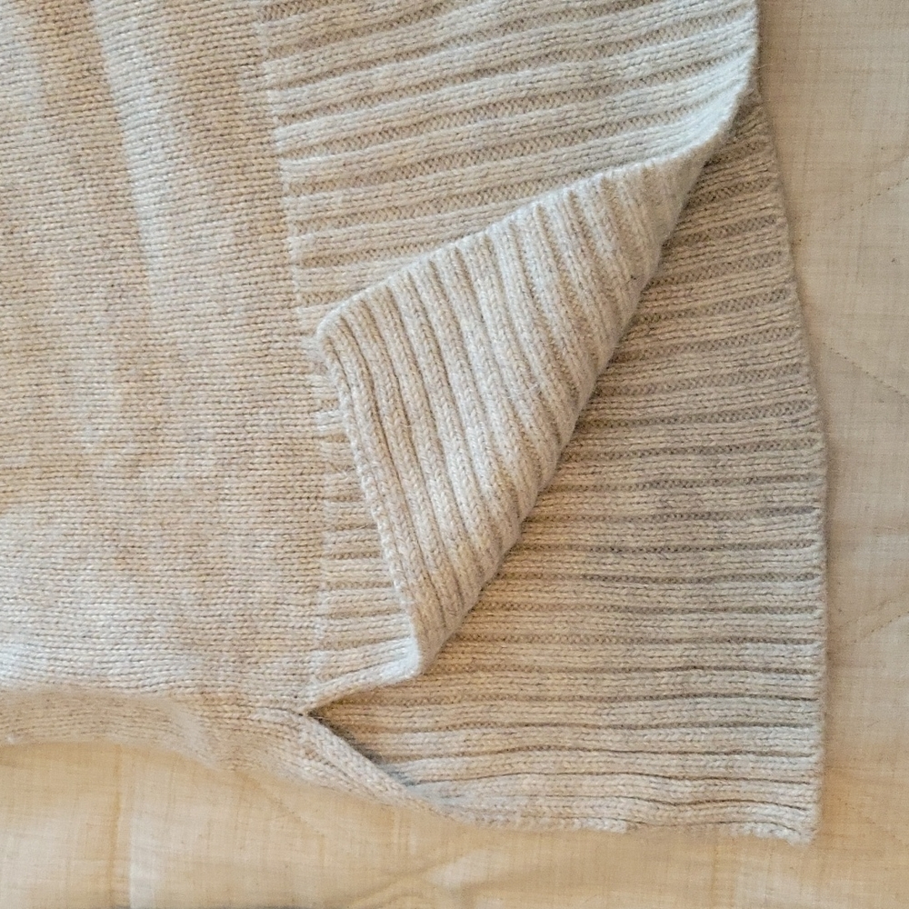 LOU & GREY Ruffle Tunic Sweater - Picture 6 of 6
